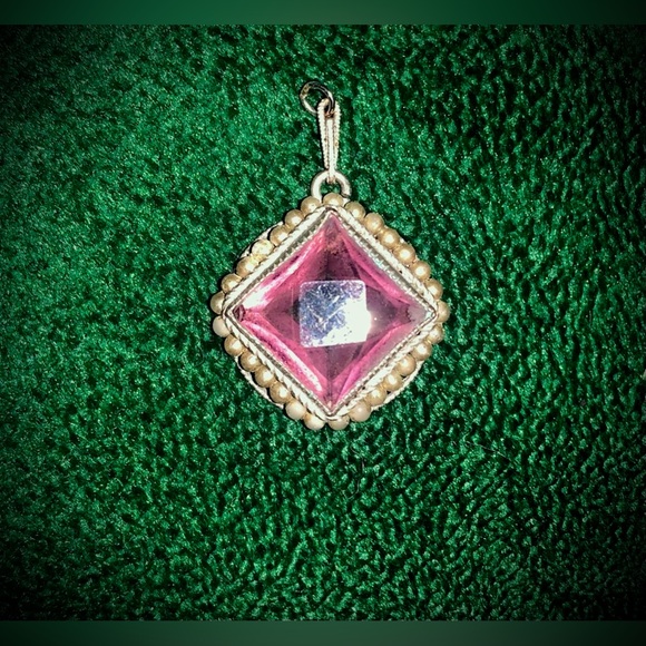 Tiny Antique Amethyst and Seed Pearl Pendant. - Picture 3 of 3